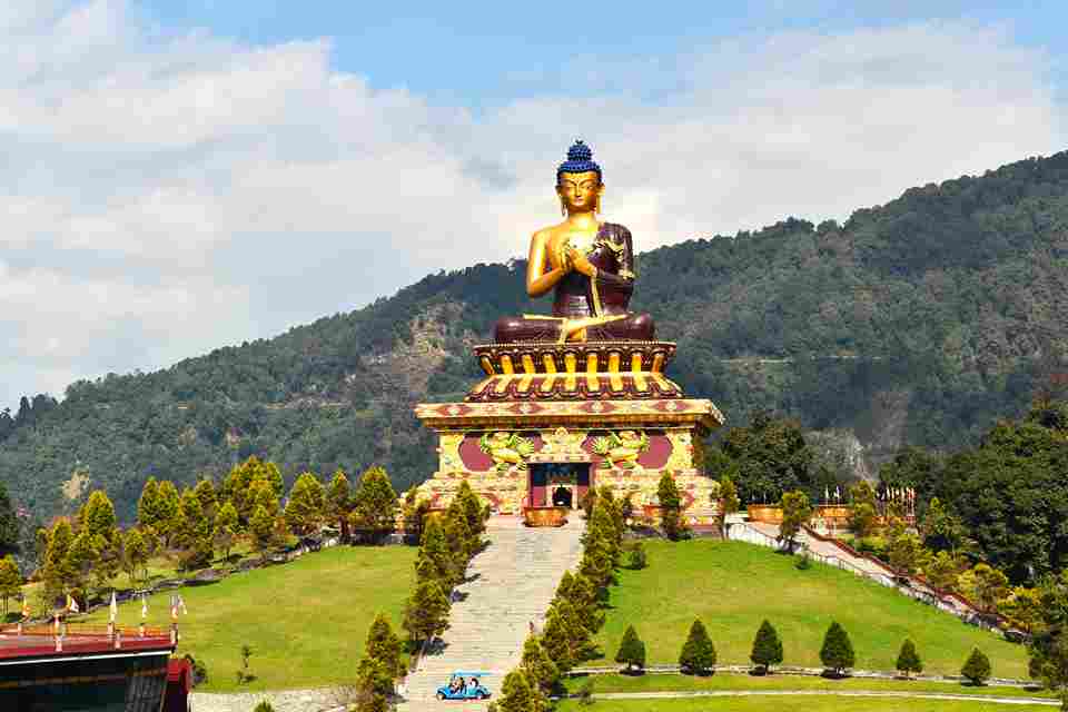 Explore North East - Sikkim & Darjeeling Delight